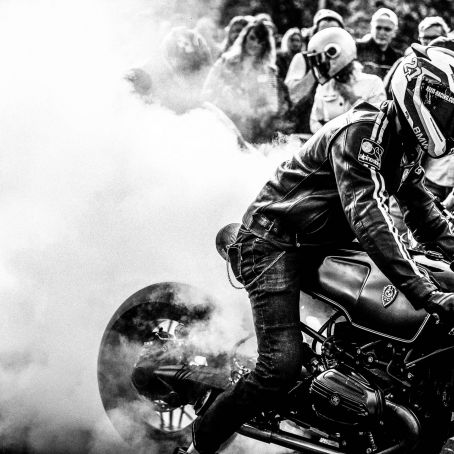 Essenca Intermot byBENOTT 7